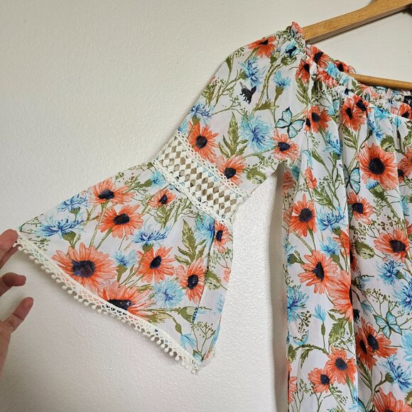 NWT Lil Bees Bohemian Daisy Print Off the Shoulder Bell Sleeve Peasant Top - S - Picture 5 of 9
